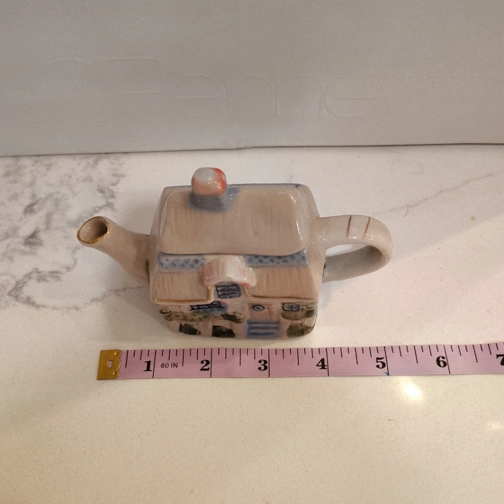 Vintage Miniature Porcelain Cottage Teapot With Removable Lid Mini